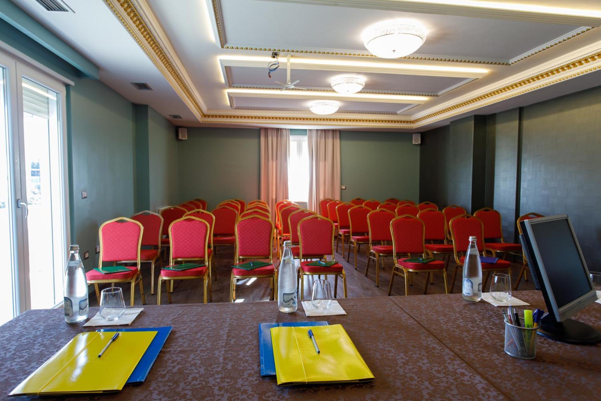 Elite Palace Hotel
