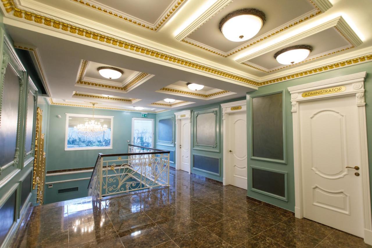 Elite Palace 3*