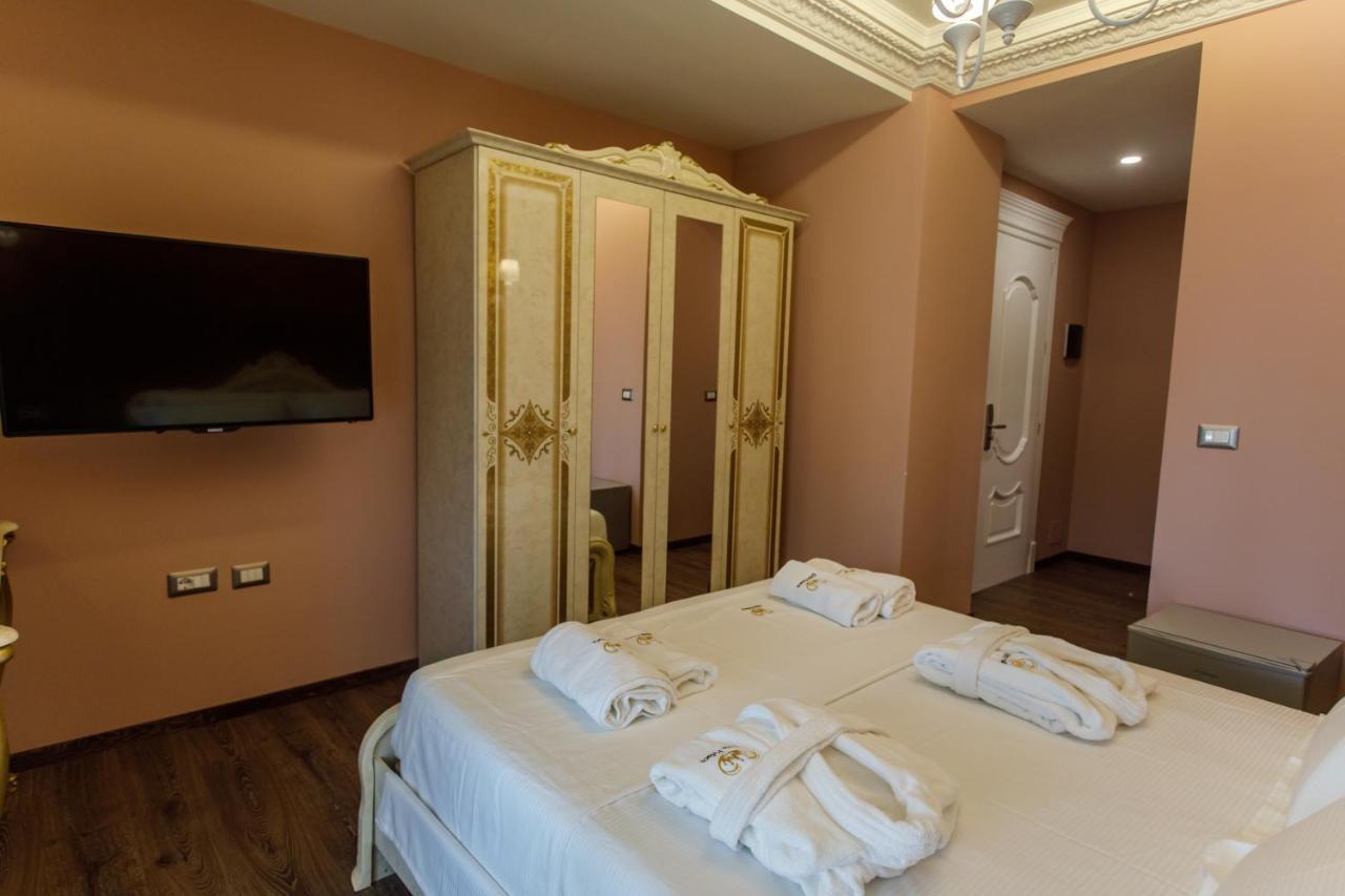 Elite Palace 3* Collak